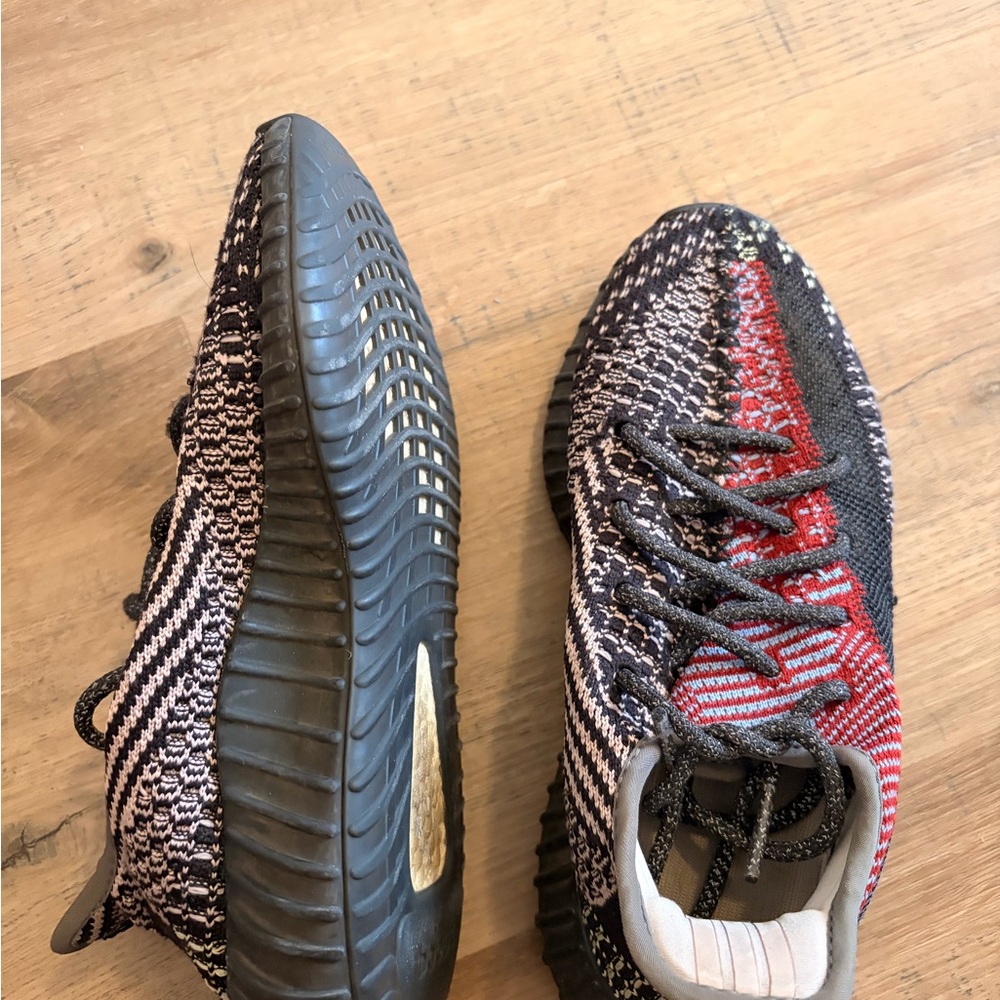 Yeezy Athletic Shoes - Red, Black, White - Picture 2 of 10
